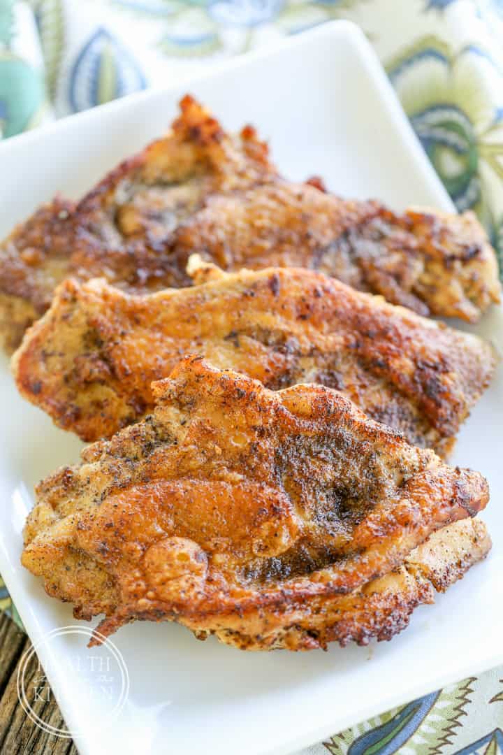 Delicious Crispy Chicken Breasts {Paleo, Low-Carb & Grain/Gluten-Free}