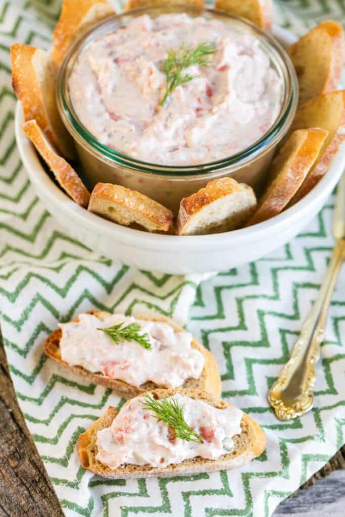 Smoked Salmon Spread {Low-Carb & Primal} - Made with probiotic rich Creme Fraiche, Greek Yogurt and Cultured Cream Cheese!