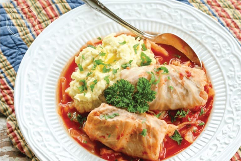 Low-Carb Stuffed Cabbage Rolls with Tomato Sauce