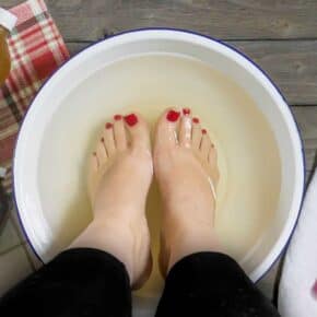 How to Have Soft Feet, All Year Long; No Salon Appointment Needed and Without Toxic Chemicals!