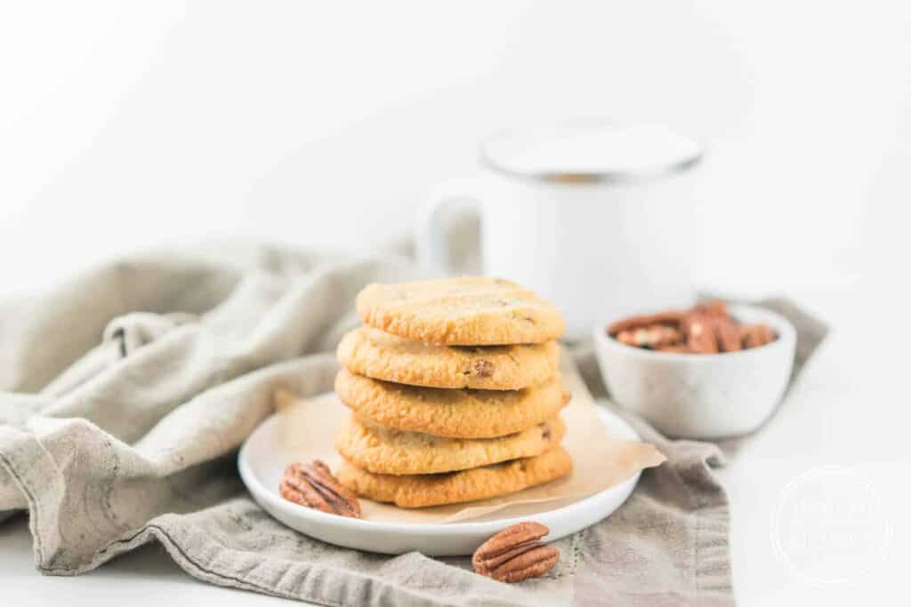 Low-Carb Keto Salted Butter Pecan Cookies