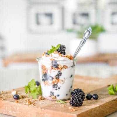 Keto Breakfast Yogurt Parfait – Health Starts In The Kitchen