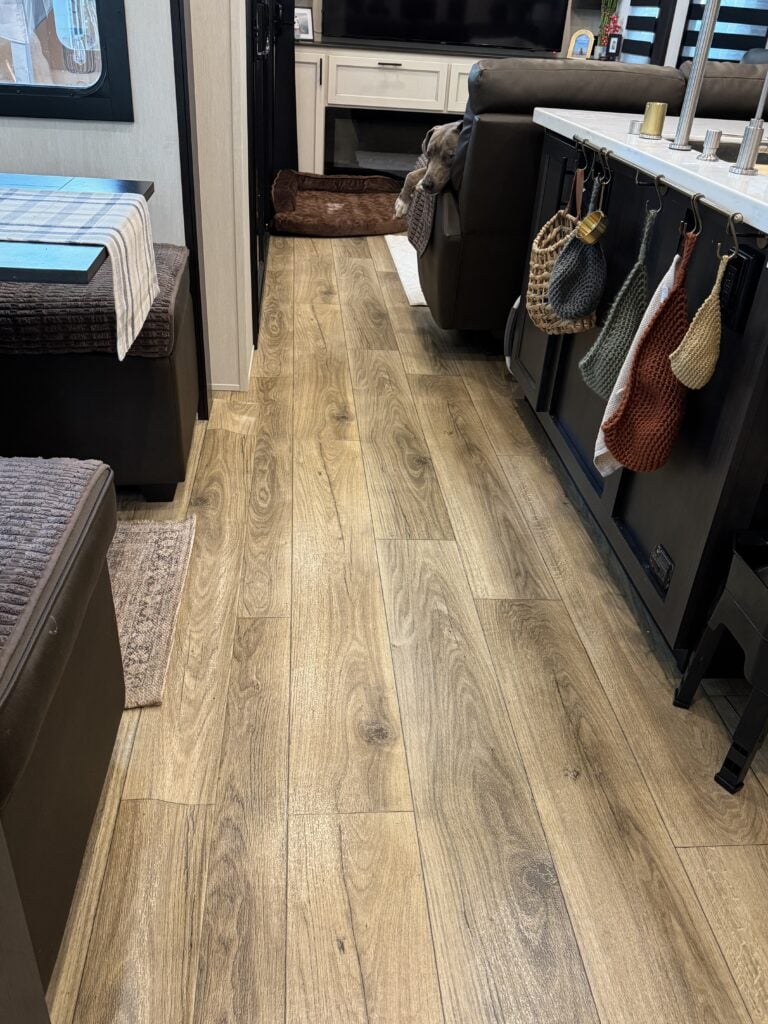 how to keep RV floors clean