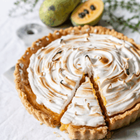 Pawpaw chiffon pie with toasted meringue topping